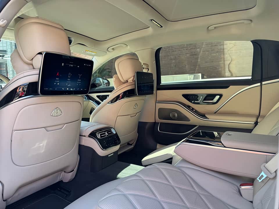 Mercedes-Benz Maybach S-class