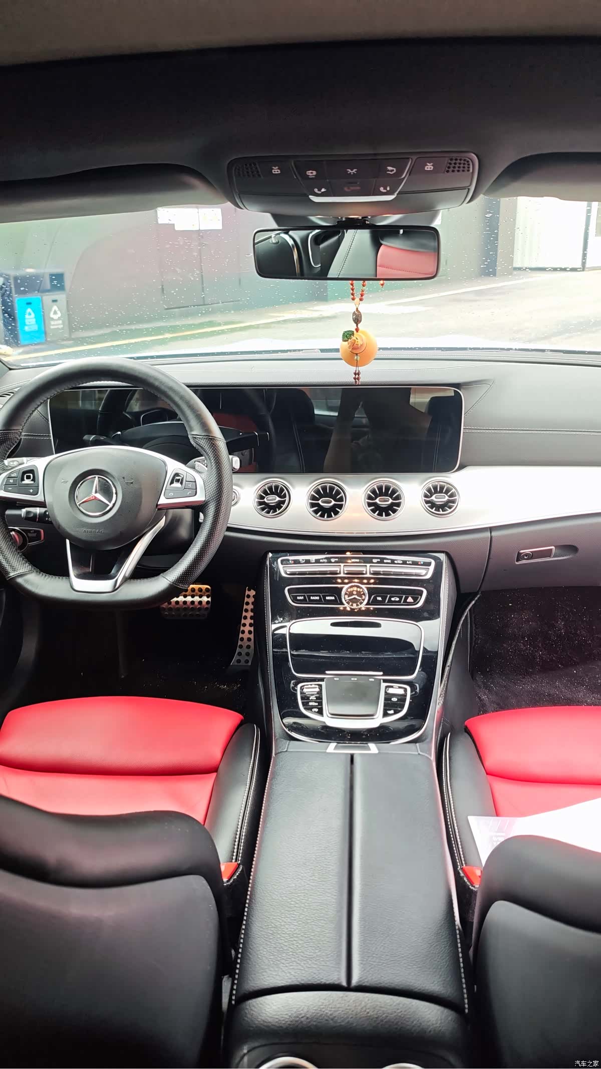 Mercedes-Benz E-Class, 2018 12