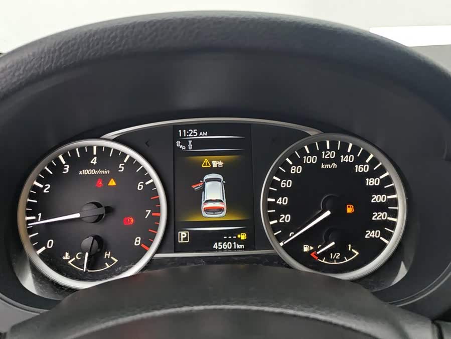 Nissan Tiida 2019, фото 14