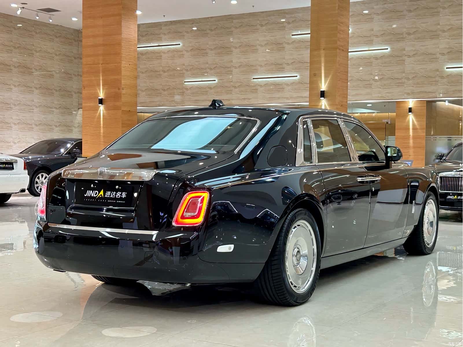 Rolls-Royce Phantom, 2019 28