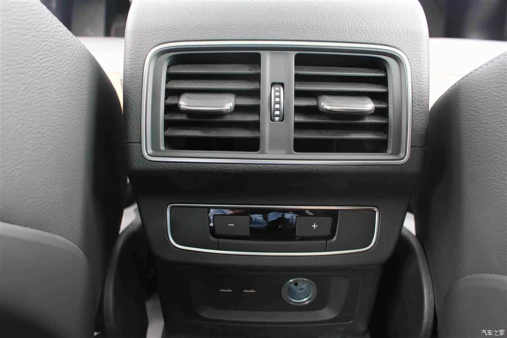 Audi Q5L, 2020 13