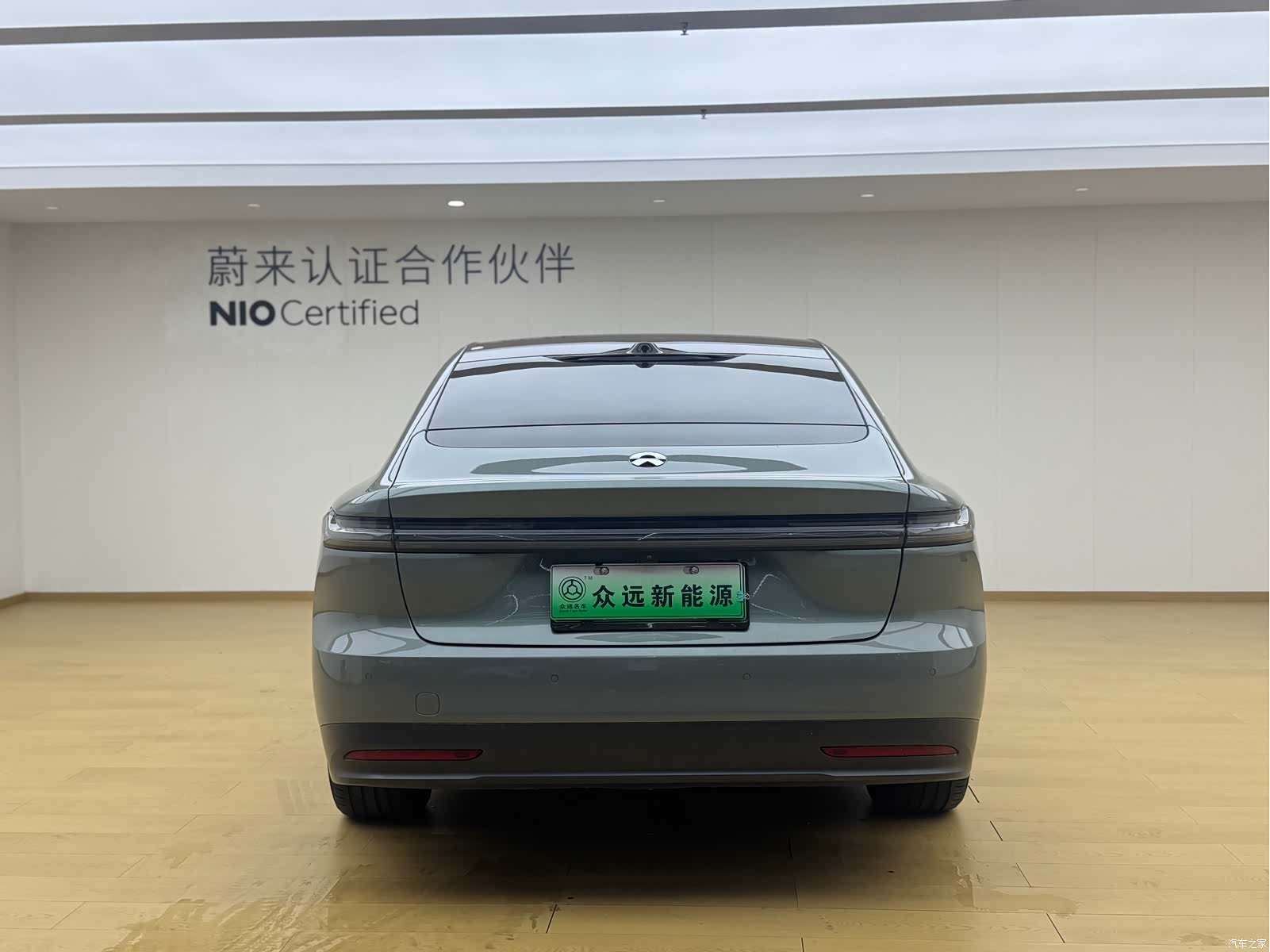NIO ET7, 2023 все фото
