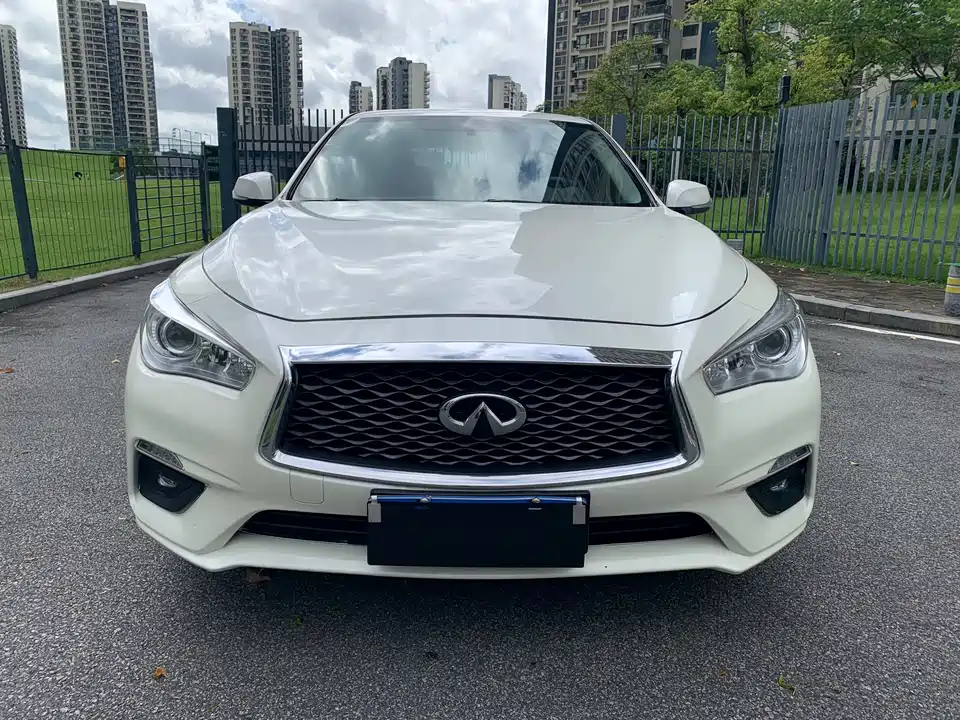 Infiniti Q50L Infiniti Q50L