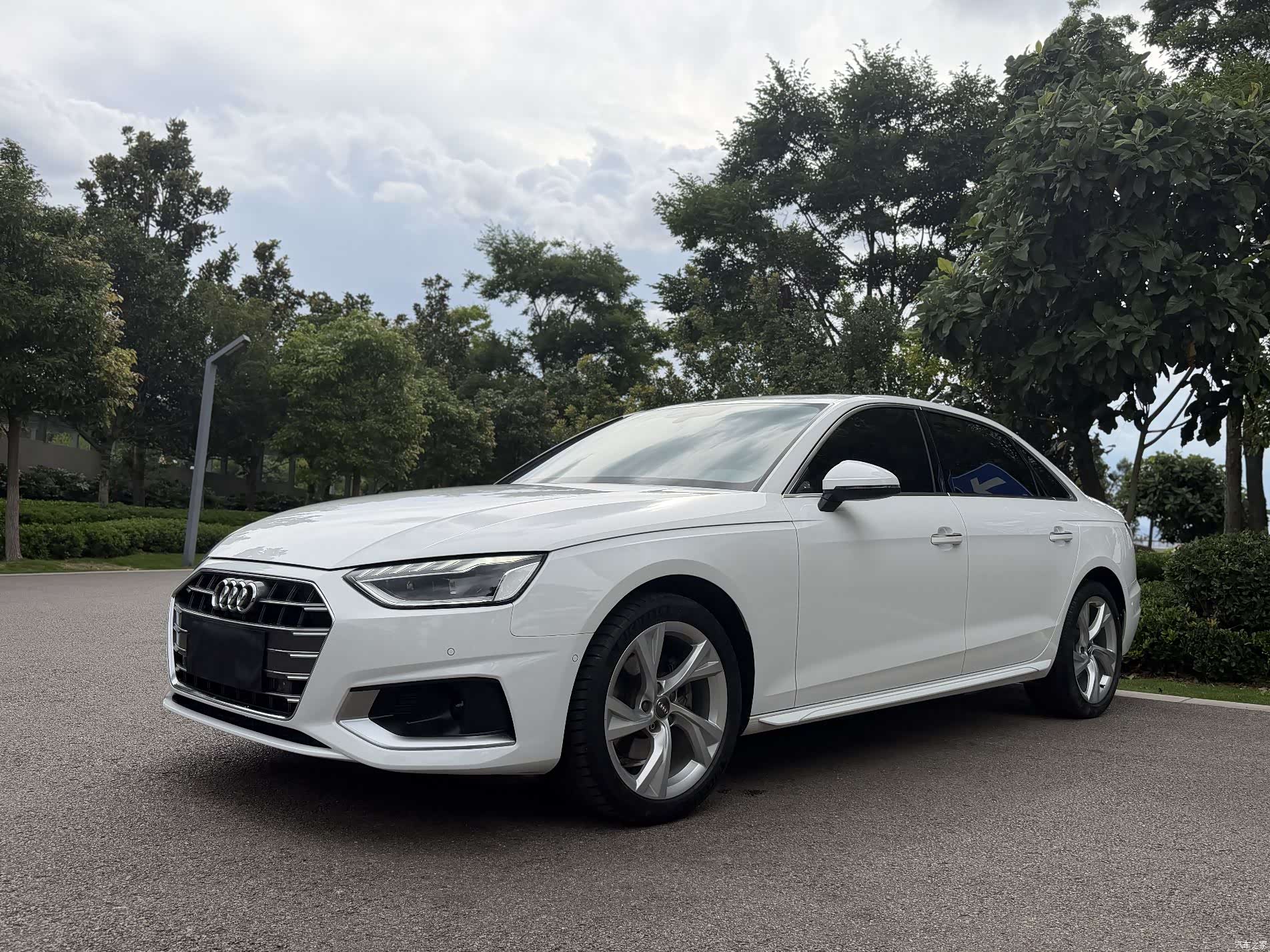 Audi A4L, 2020 1