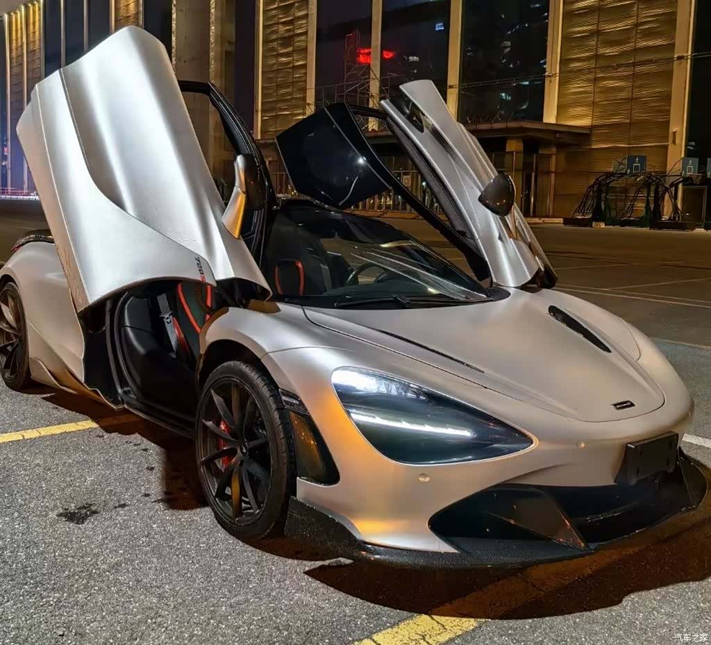 McLaren 720S, 2018 3