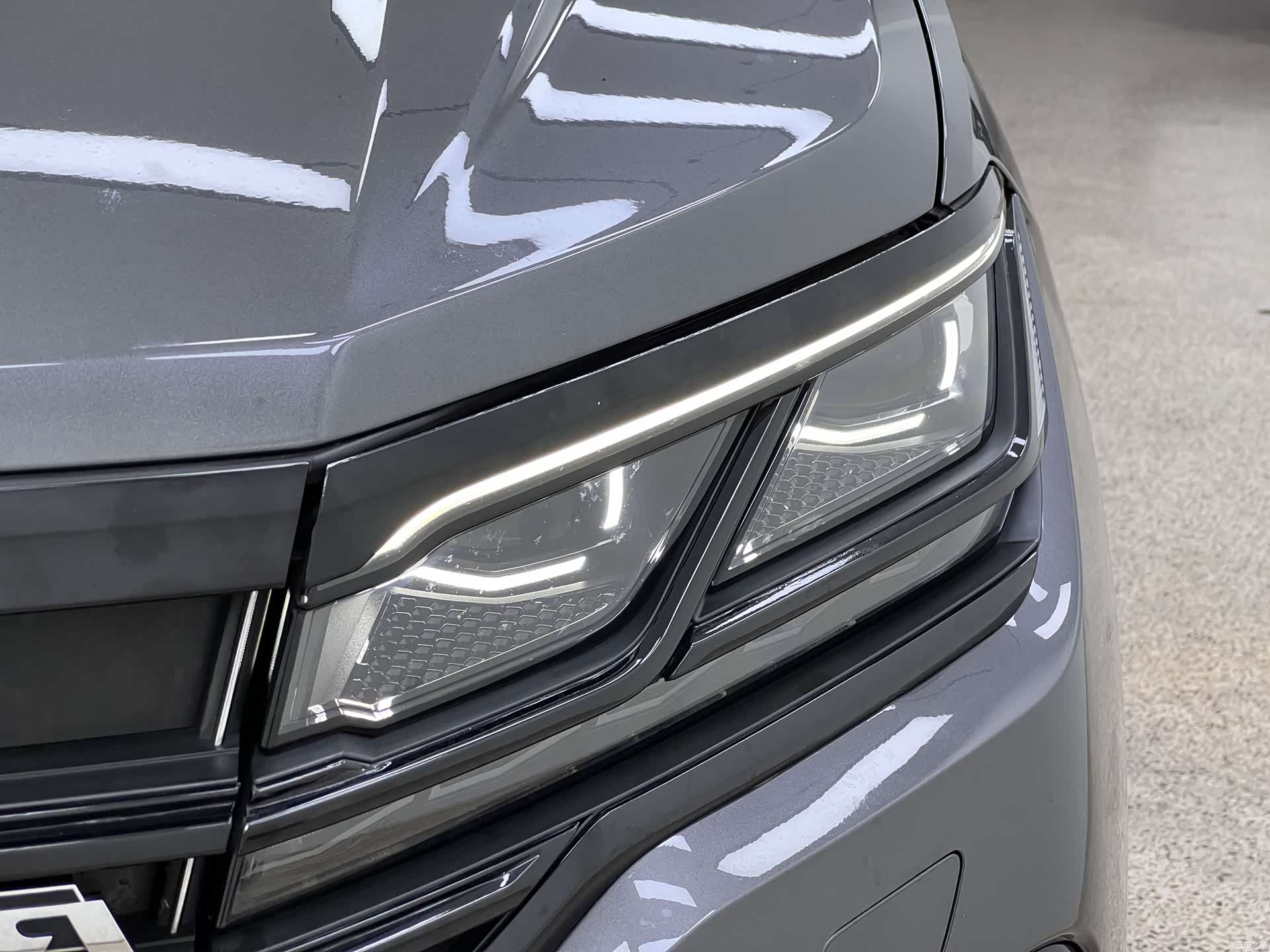 Volkswagen Touareg, 2020 9