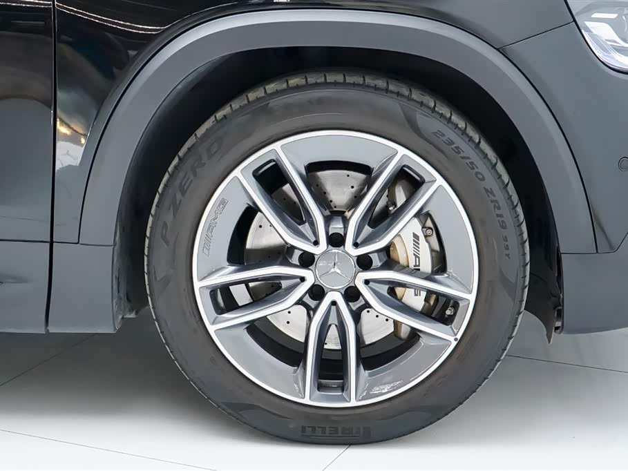 Mercedes-Benz GLB AMG