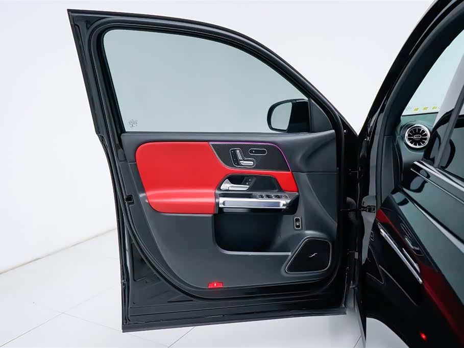 Mercedes-Benz GLB AMG