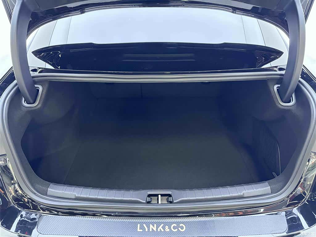 Lynk & Co 02, 2023 11