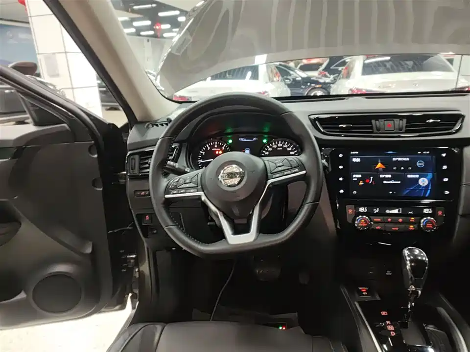 Nissan Qijun Nissan Qijun
