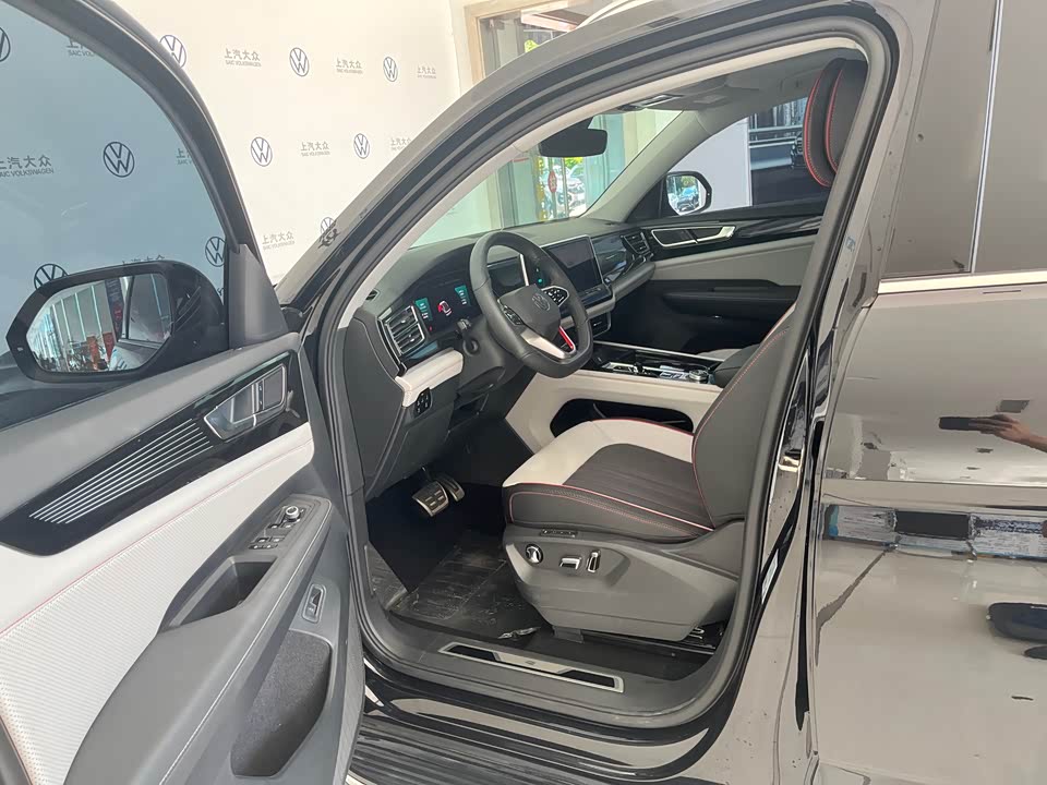 Volkswagen Tourang