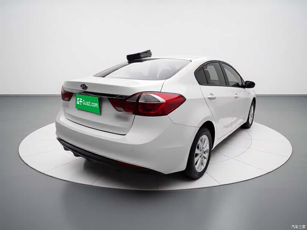 Kia K3, 2016 4