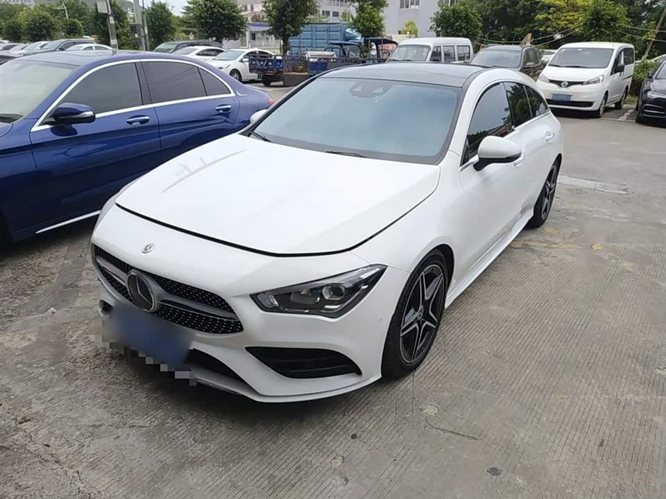 Mercedes-Benz CLA