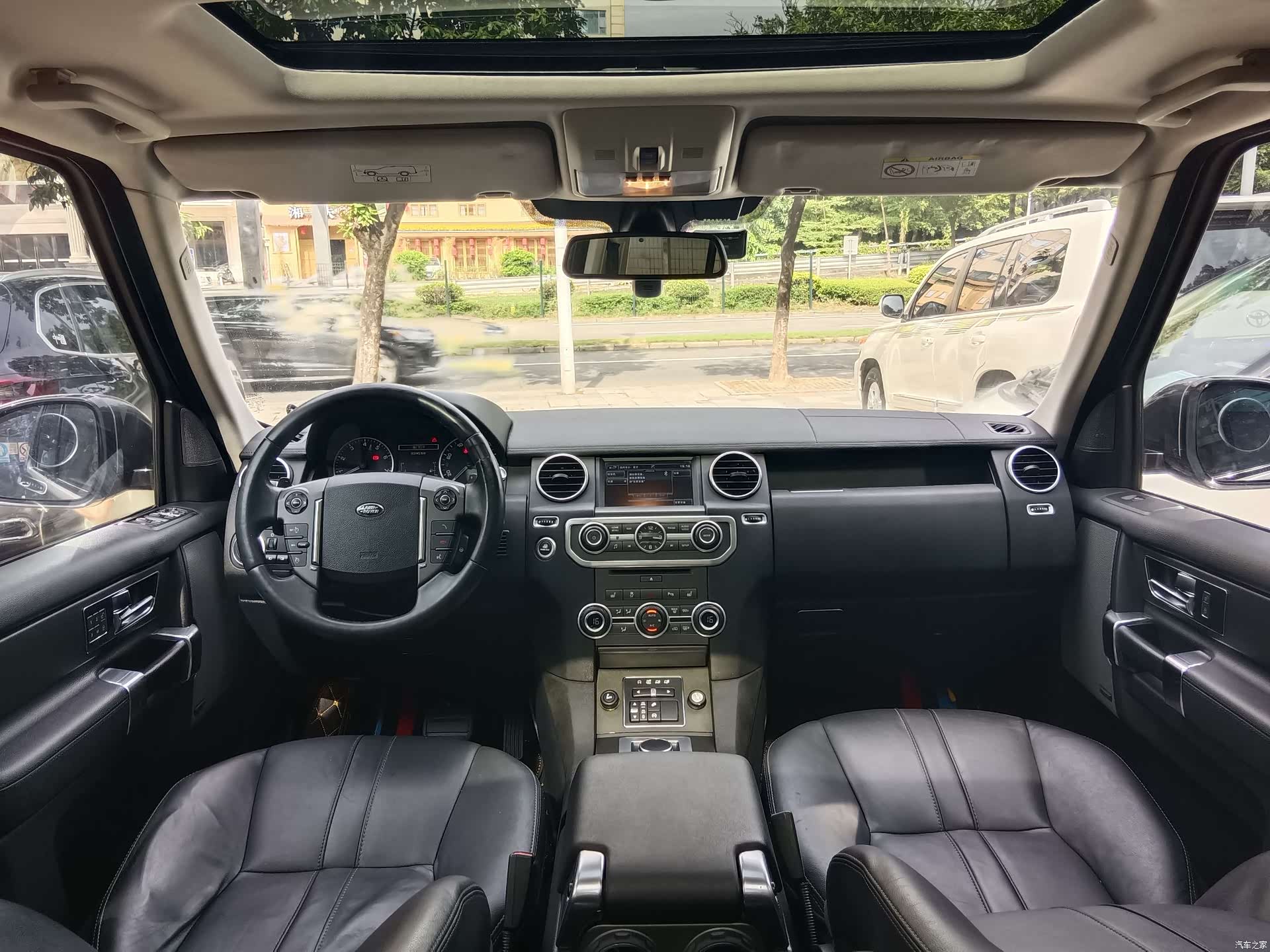 Land Rover Discovery, 2016 11