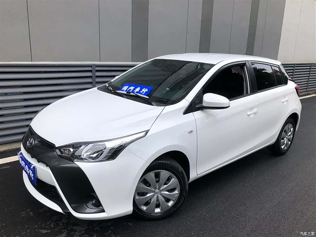 Toyota YARiS L