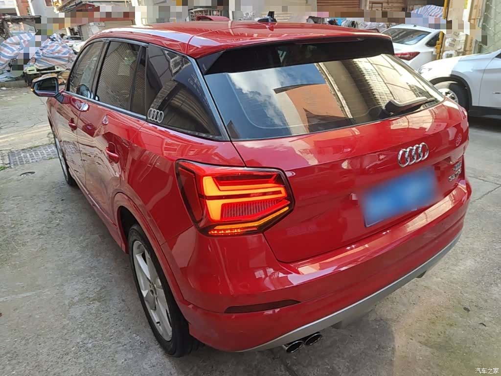 Audi Q2L, 2019 все фото