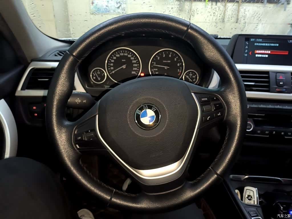 BMW 3 Series, 2016 11