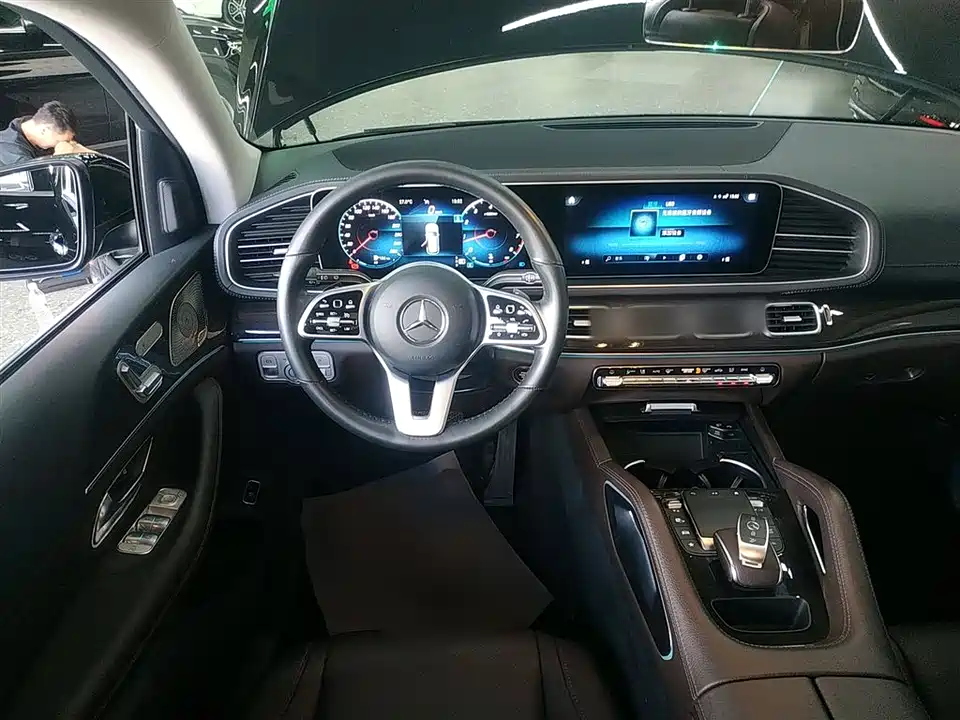 Mercedes-Benz GLE Mercedes-Benz GLE