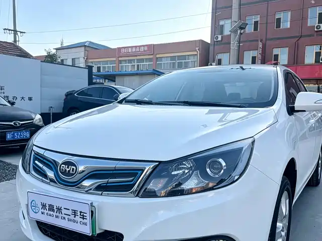 BYD e5 2016 — купить из Китая под заказ