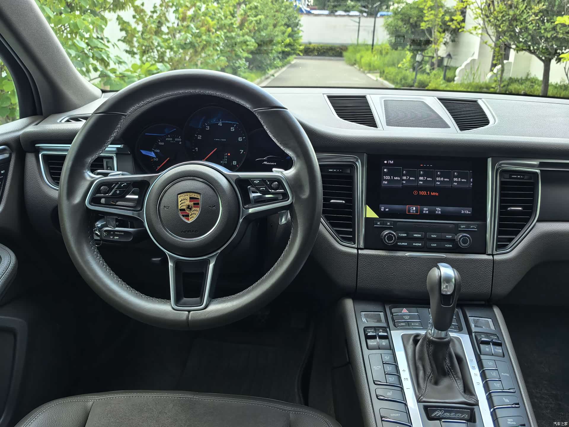 Porsche Macan, 2018 7