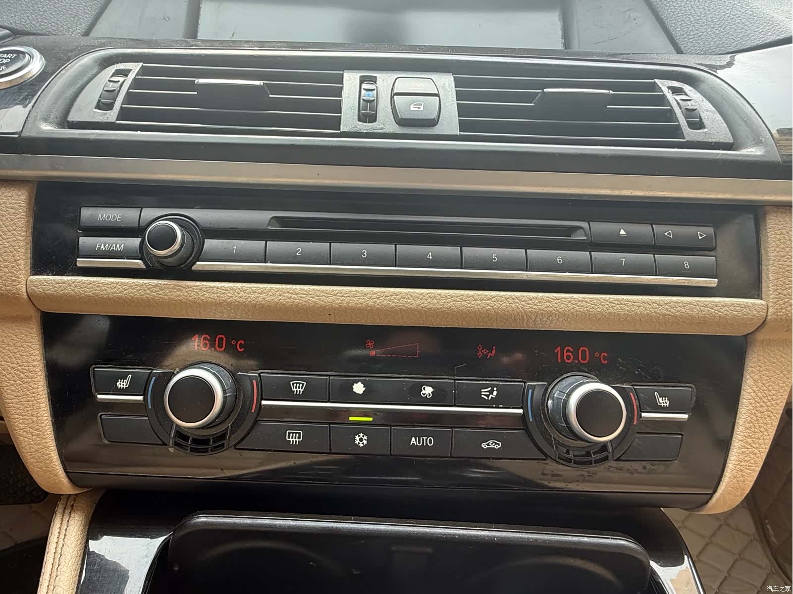 BMW 5 Series, 2011 11