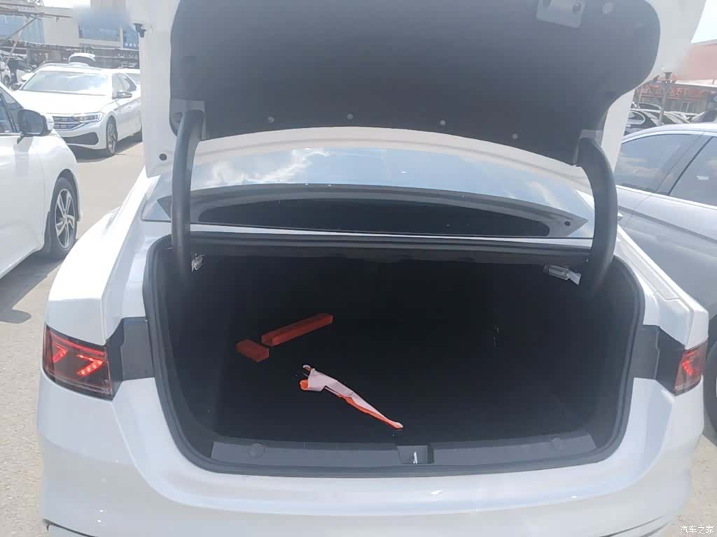 BYD Qin, 2022 19