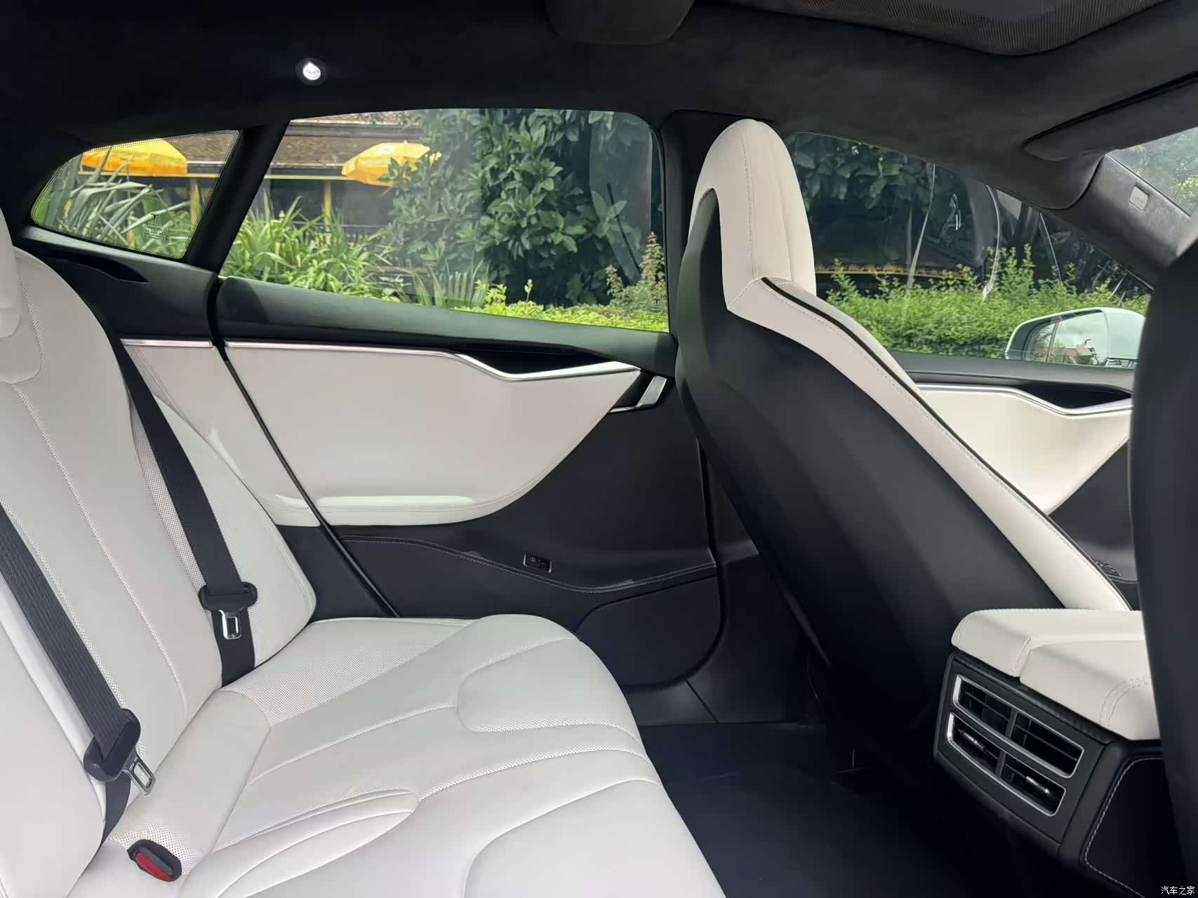 Tesla Model S, 2014 18