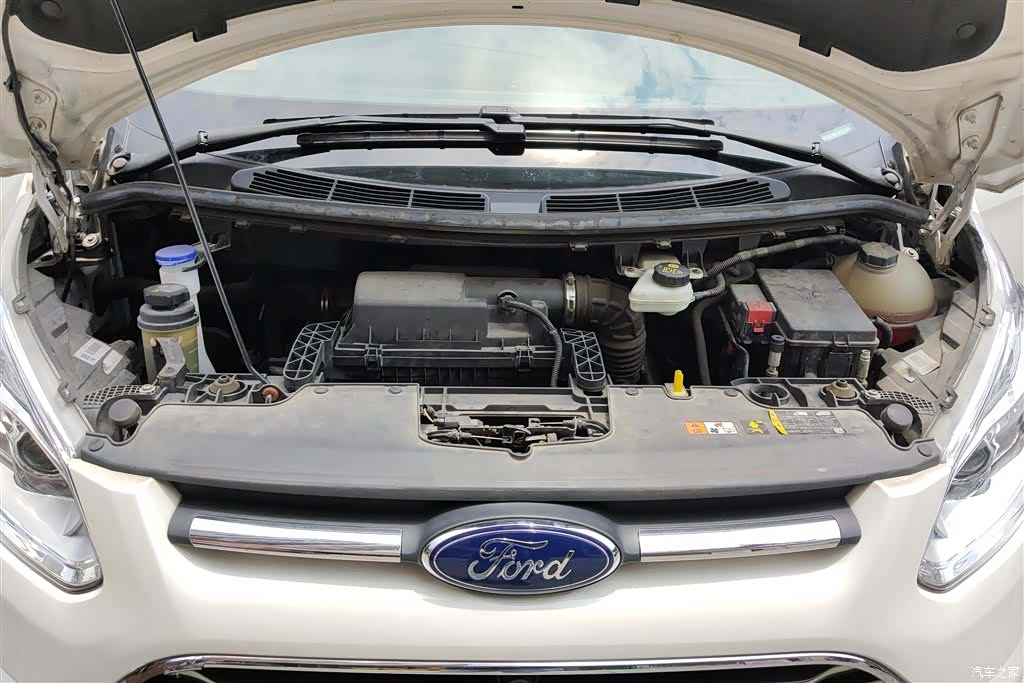 Ford Tourneo, 2019 10