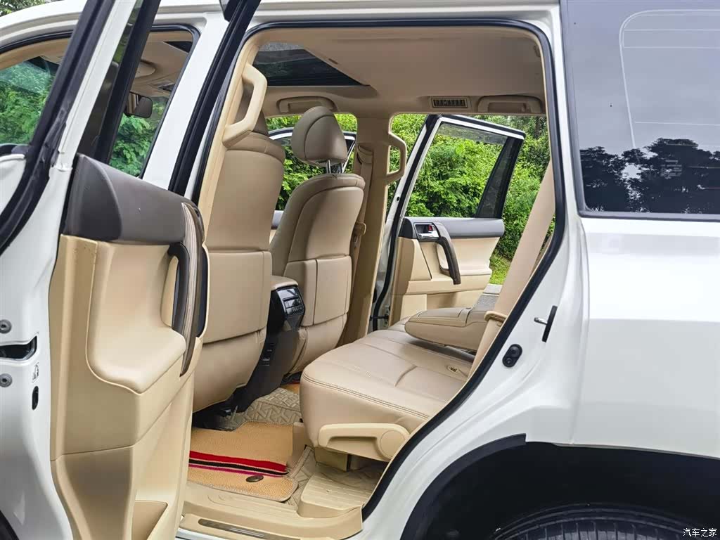 Toyota Prado, 2017 10