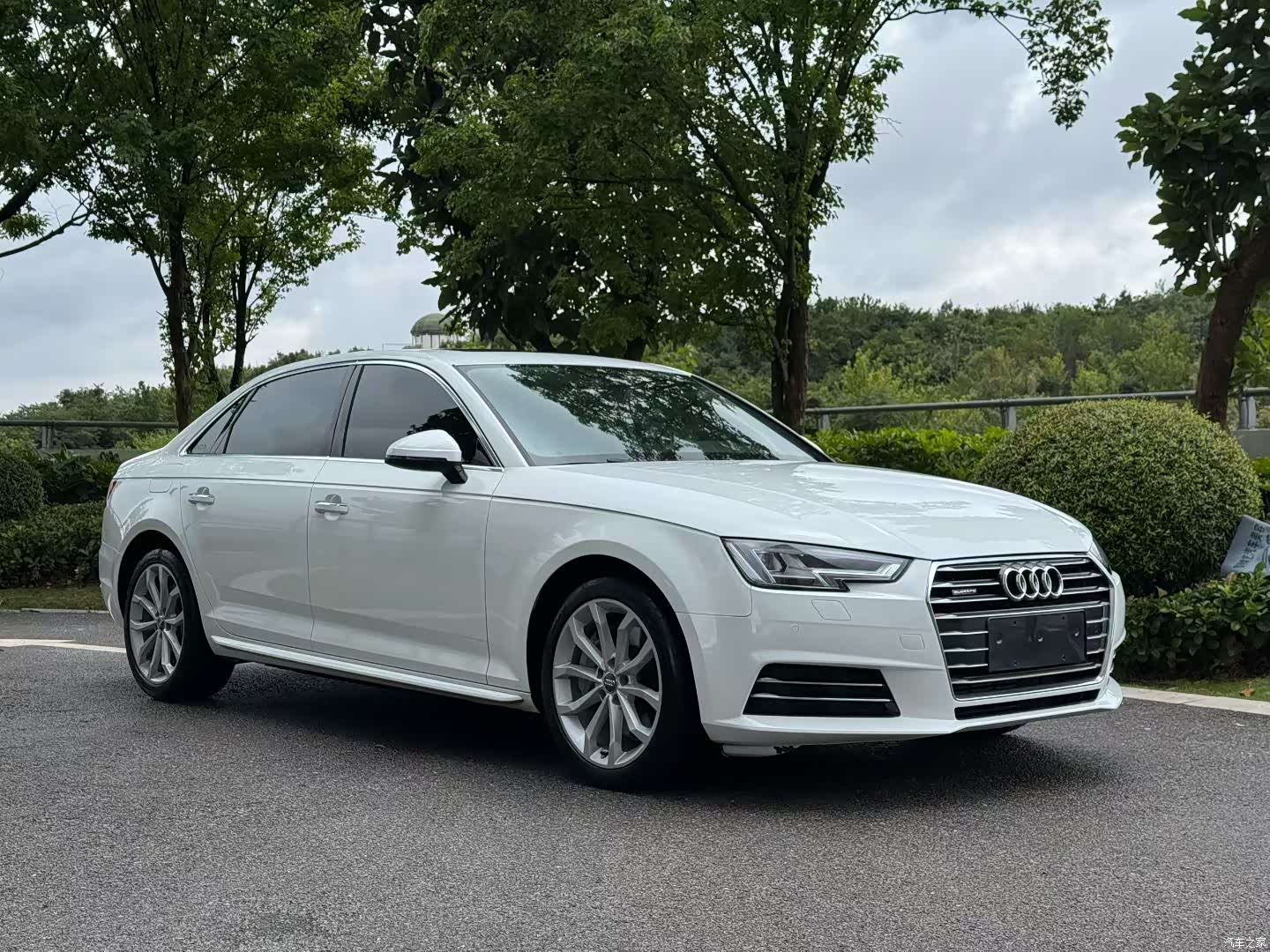 Audi A4L, 2016 3