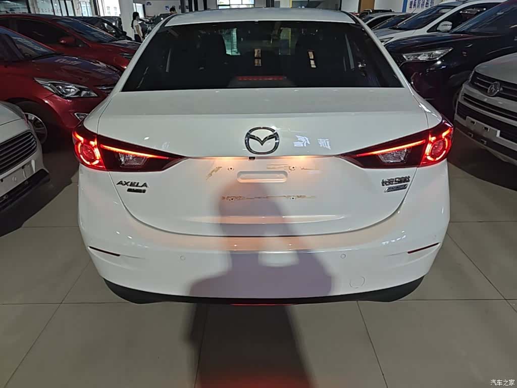 Mazda Mazda3, 2017 6