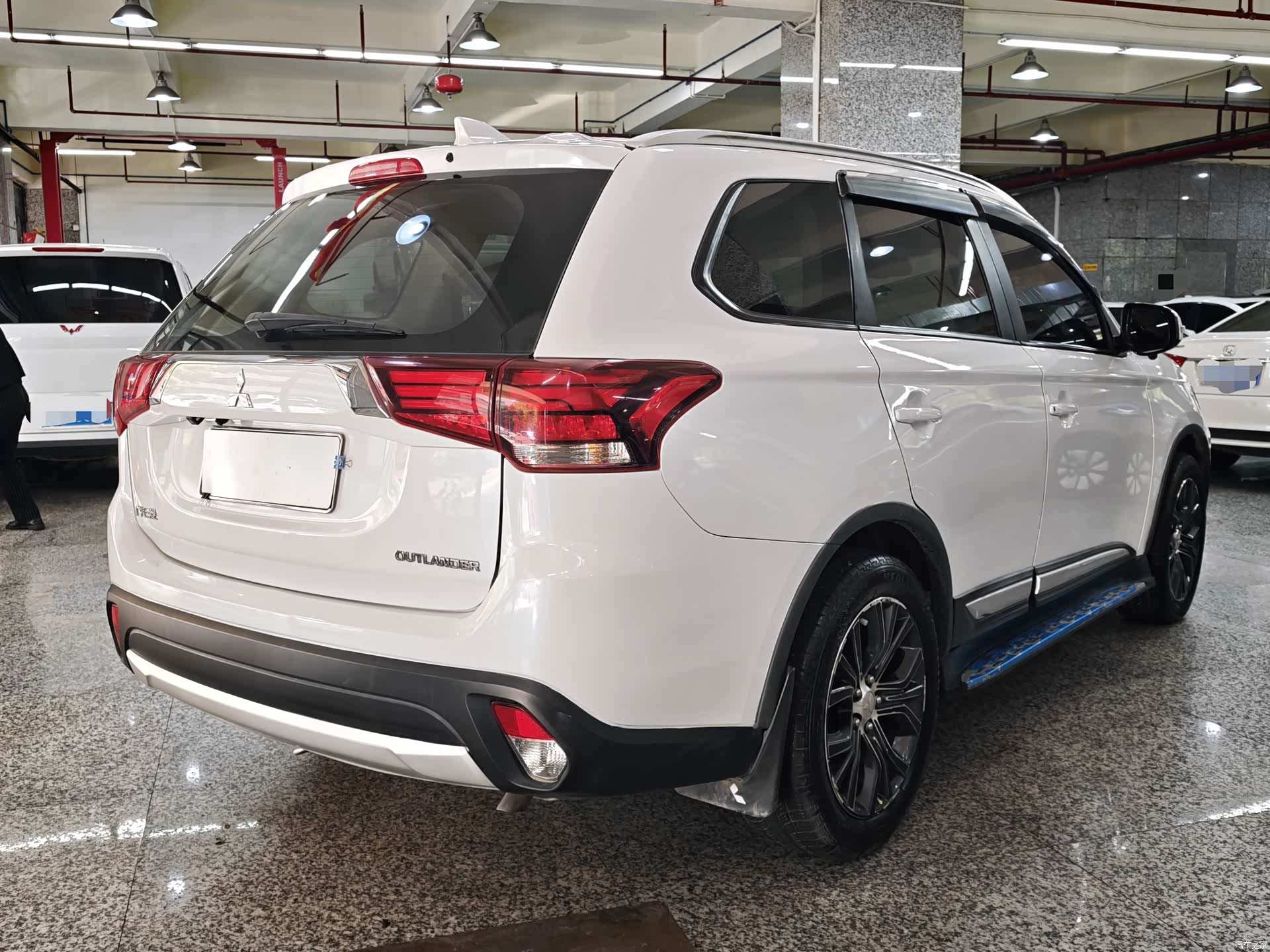 Mitsubishi Outlander, 2017 12