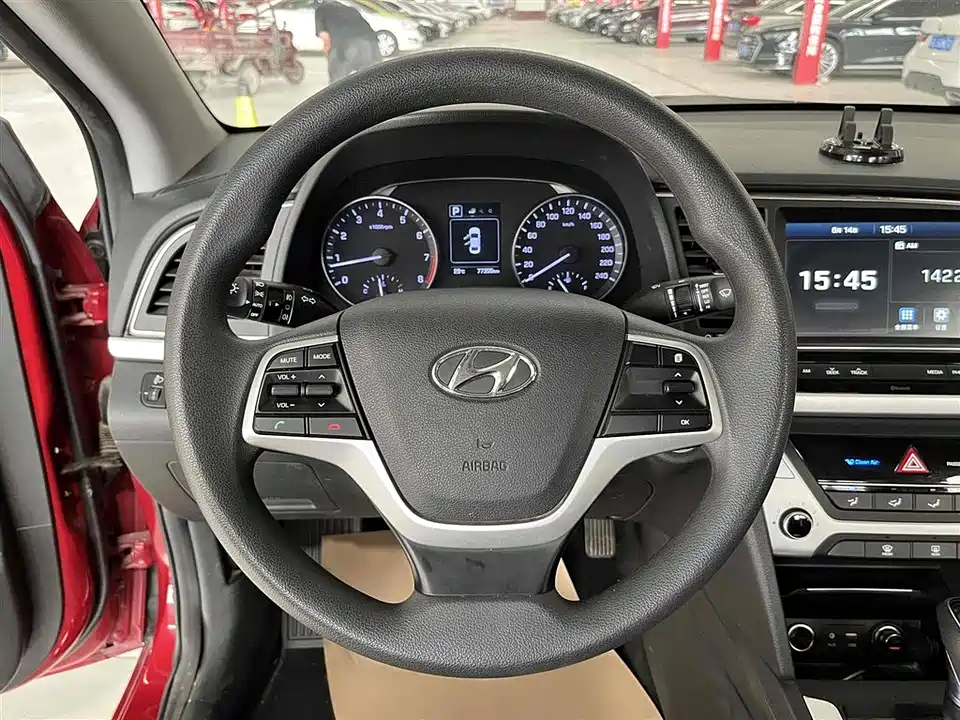 Hyundai Lead