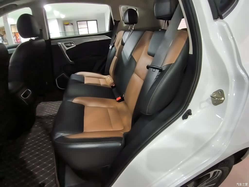 Geely X6, 2018 17