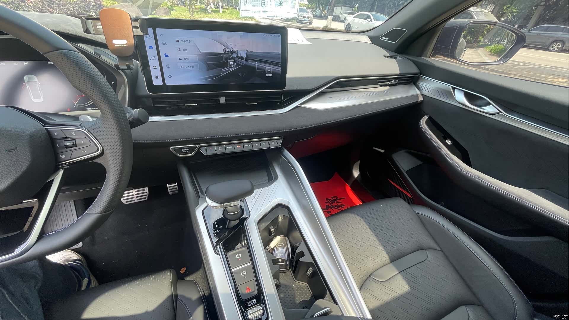 Geely Preface, 2024 13
