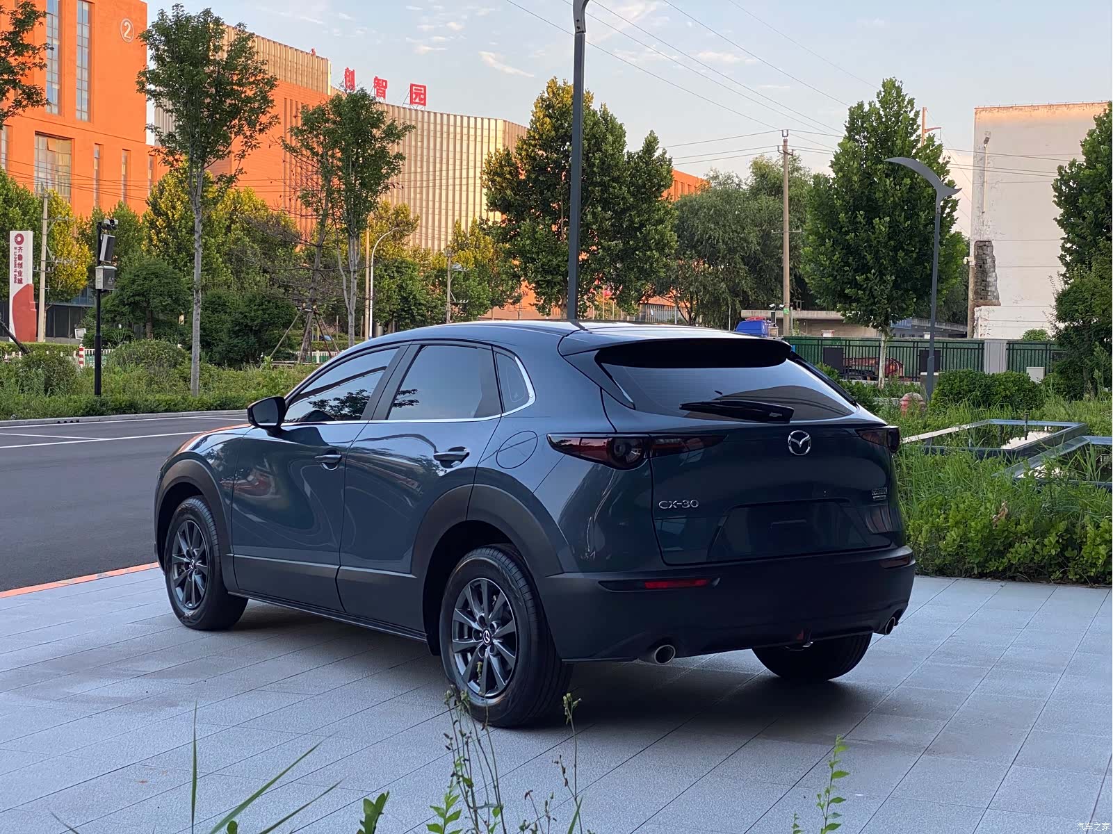 Mazda CX-30, 2023 7