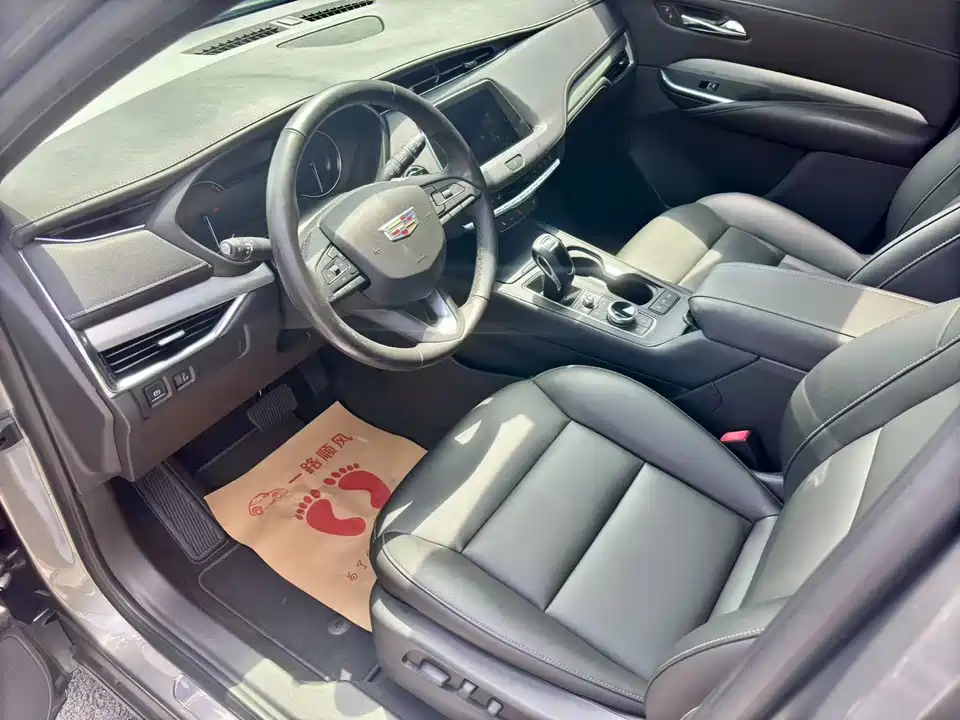Cadillac XT4