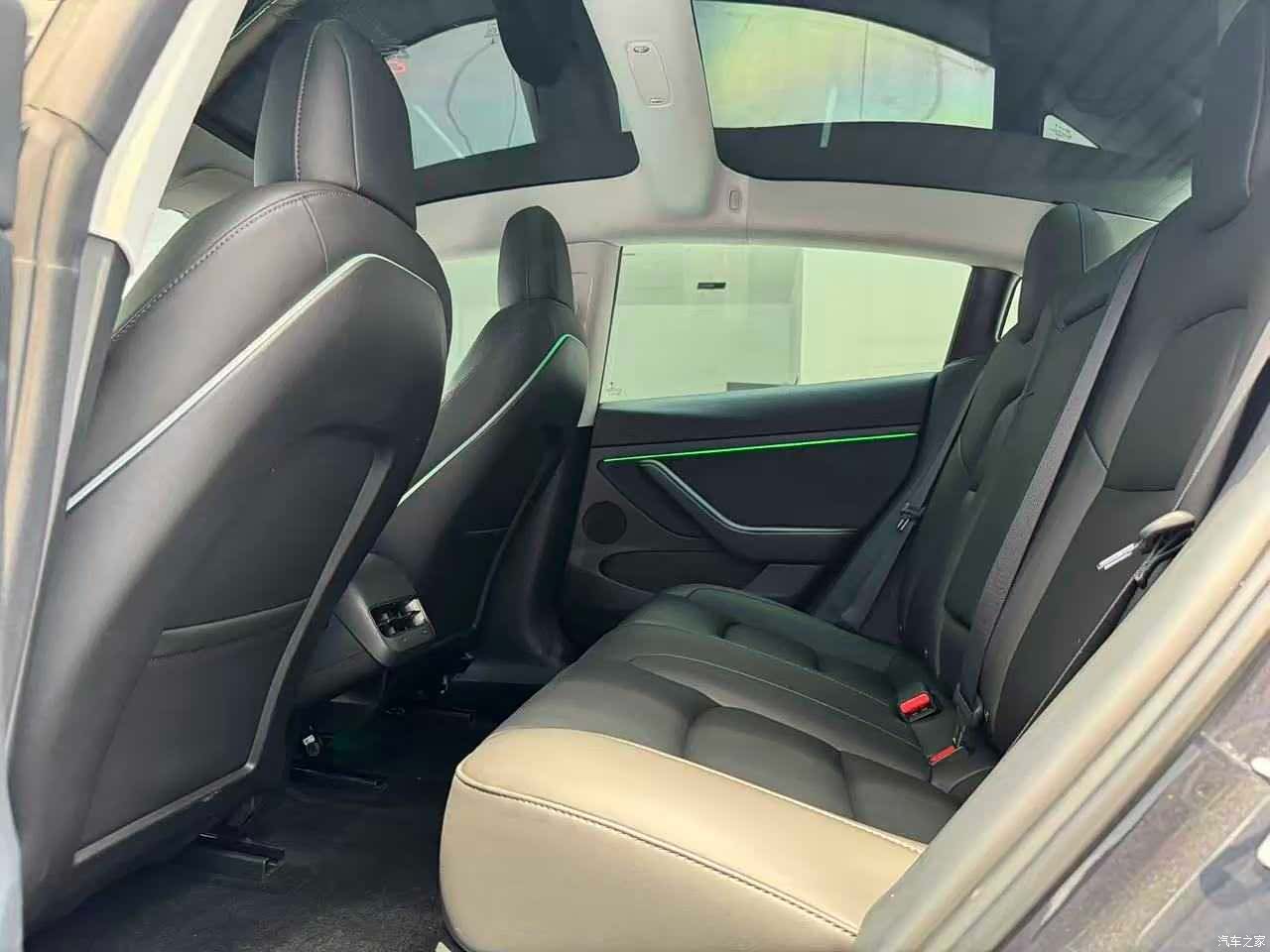 Tesla Model 3, 2021 13