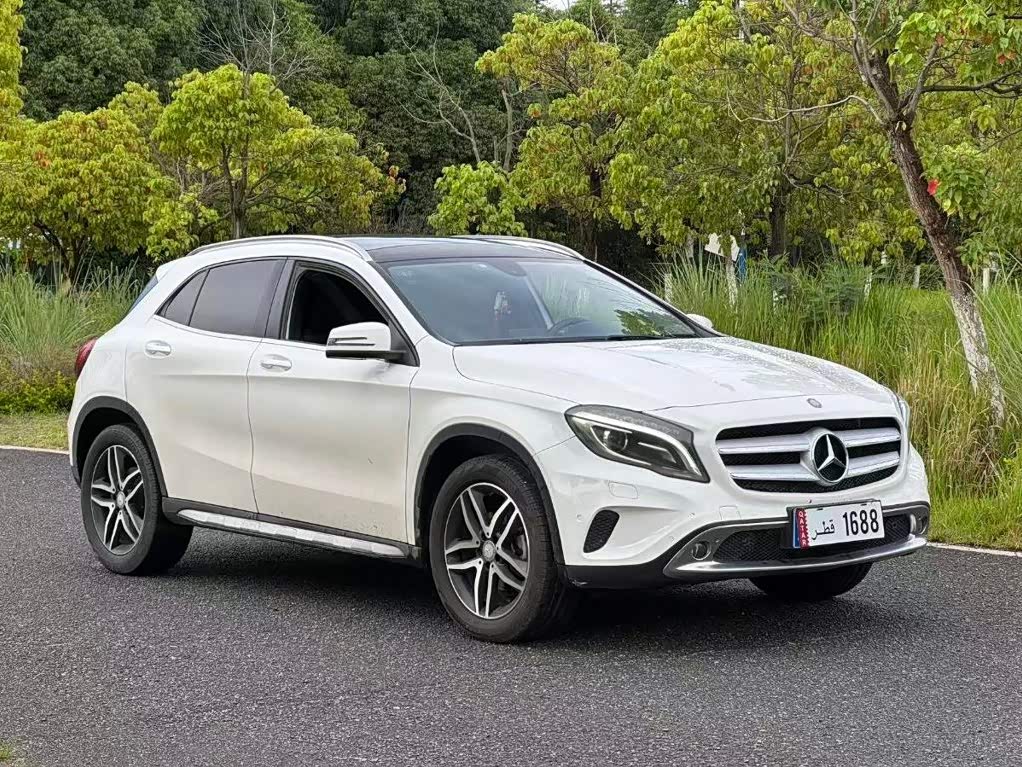 Mercedes-Benz GLA