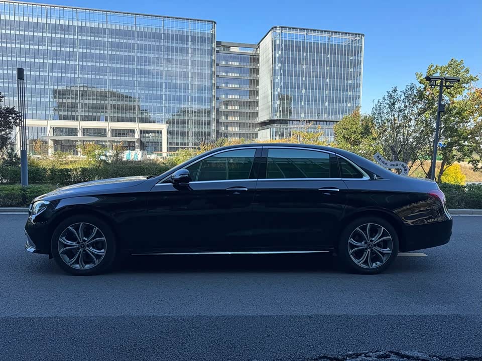 Mercedes-Benz E-class Mercedes-Benz E-class