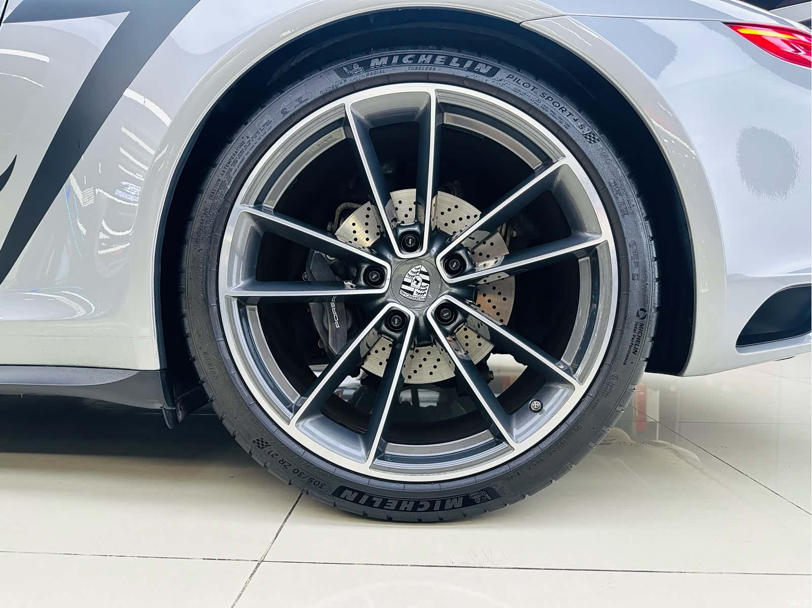 Porsche 911, 2018 23