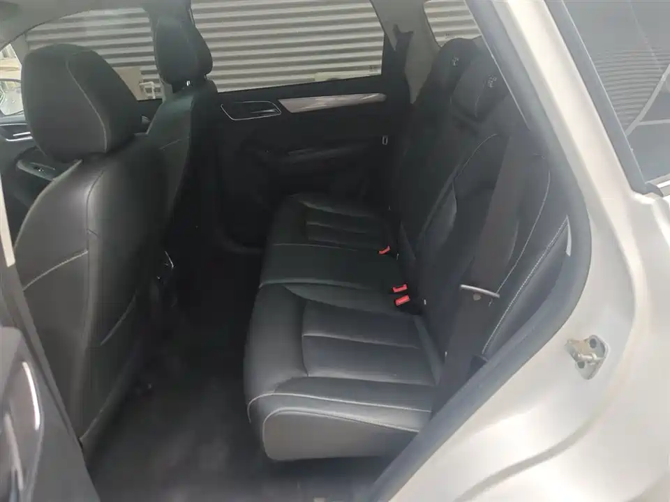 Roewe RX5 Roewe RX5