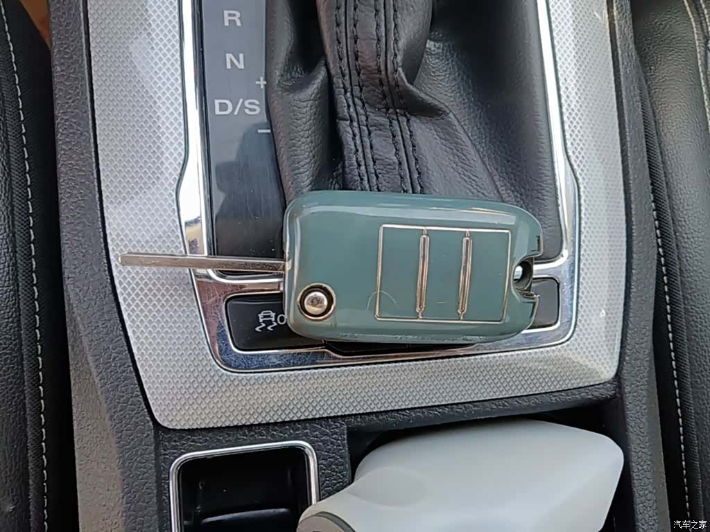 Roewe RX5, 2019 9