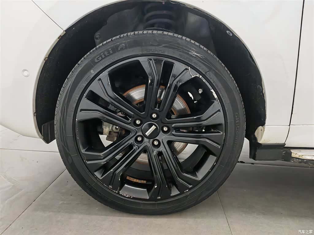 WEY VV5, 2018 17