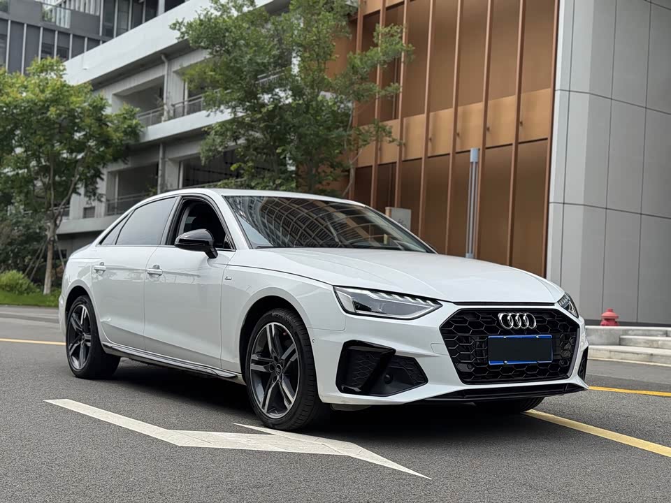 Audi A4L