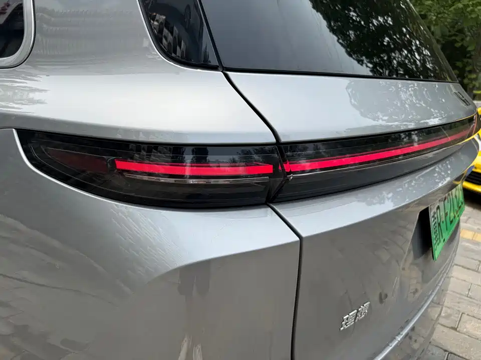 Li Auto Ideal L9 Li Auto Ideal L9