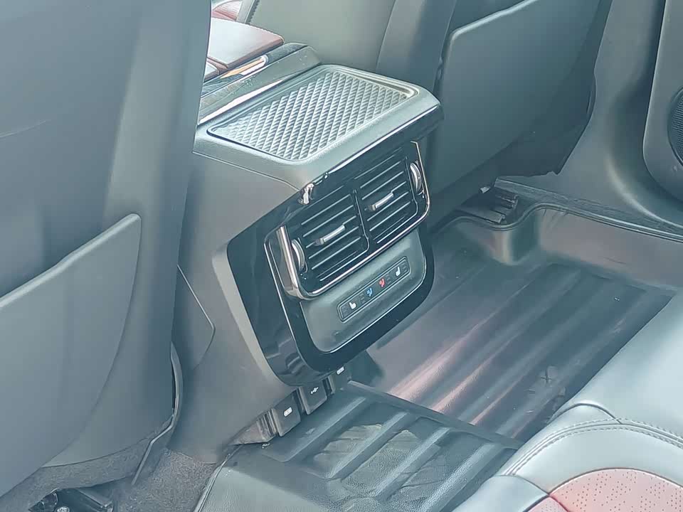 Land Rover Range Rover Aurora