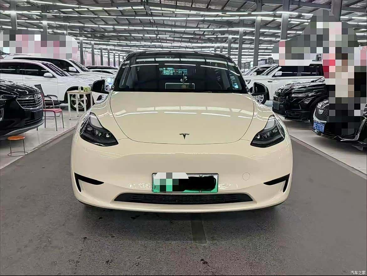 Tesla Model Y, 2023 2