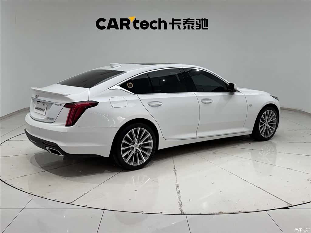 Cadillac CT5, 2022 11