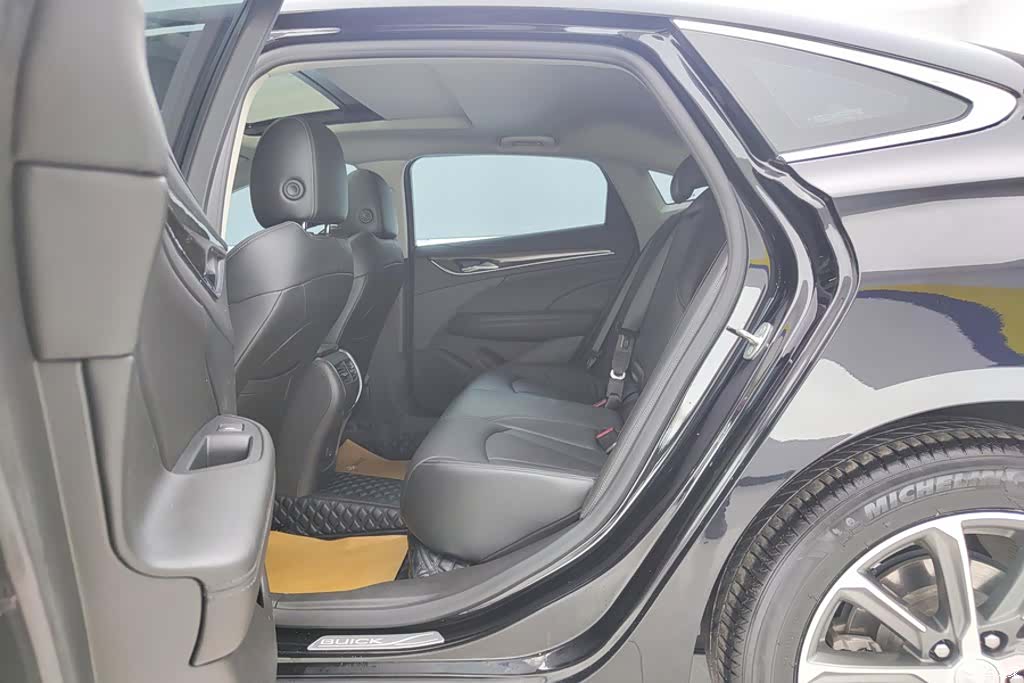 Buick LaCrosse, 2021 11